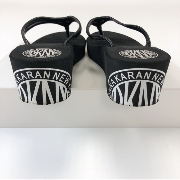 90s Vintage DONNA Karan black platforms logo print Size 8.5
thong style - Picture 2 of 7